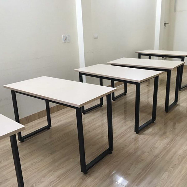 Bàn làm việc giá rẻ có tốt không?