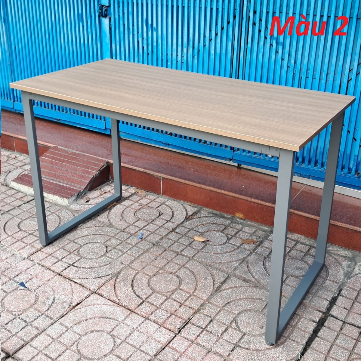 Bàn chân sắt dài 1m2