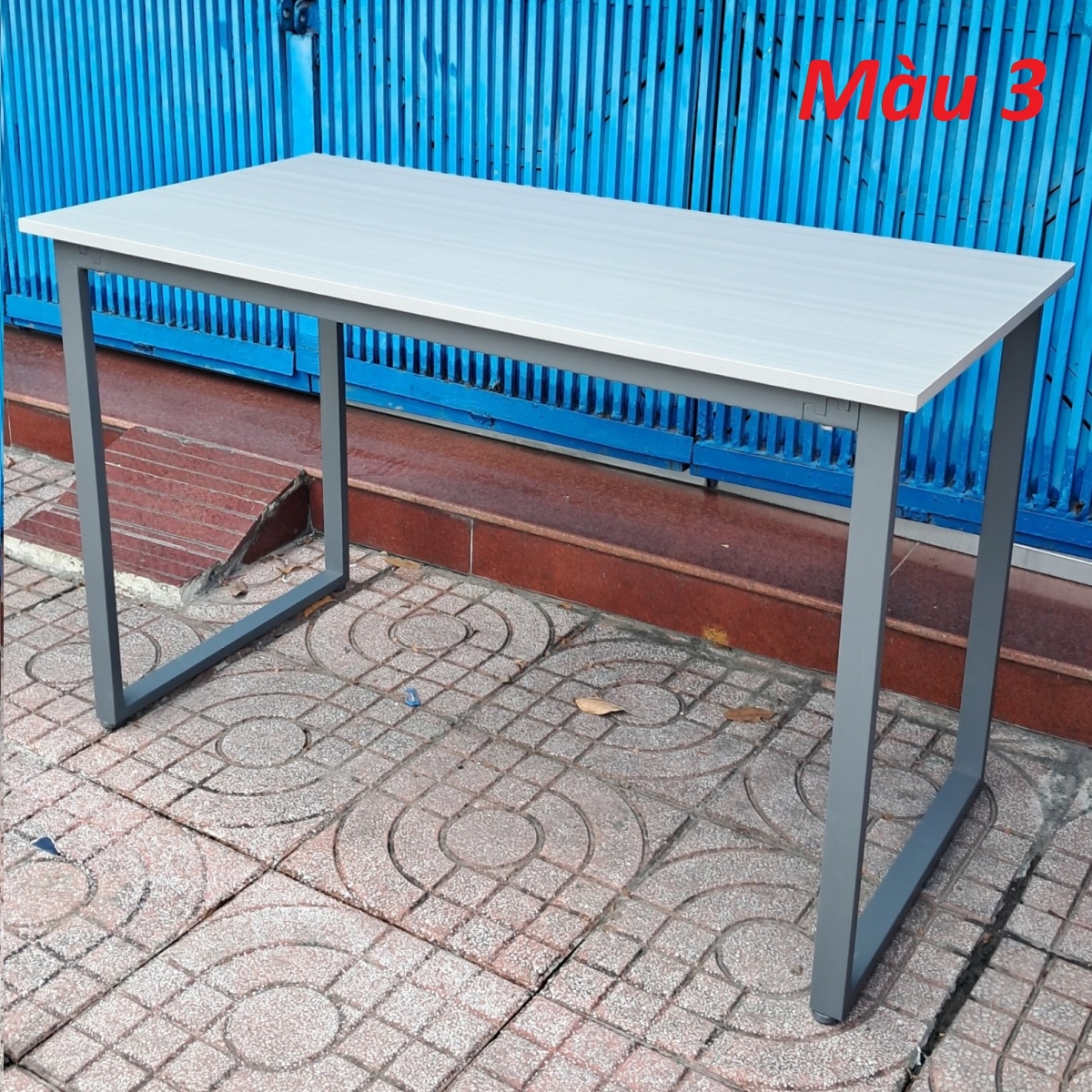 Bàn chân sắt dài 1m2