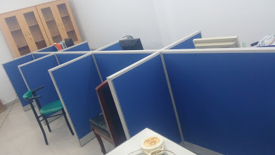 Vách ngăn bàn khung nhôm bọc nỉ VNNN-11