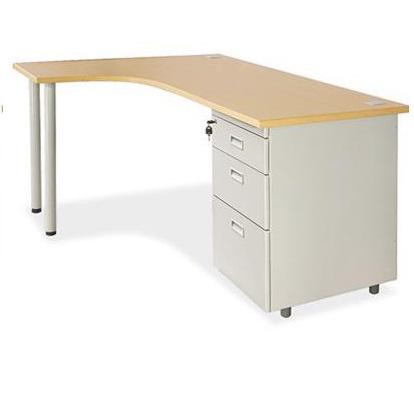 Bàn lượn góc 1m8 BLT18CT-HS3