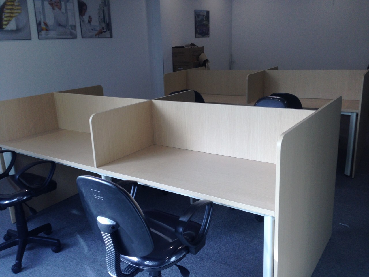 Vách ngăn gỗ bàn làm việc VNG-08