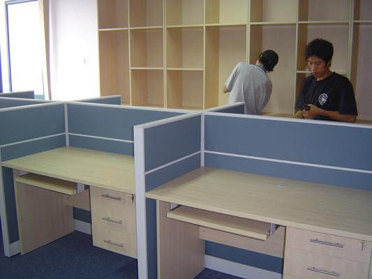 Vách ngăn bàn nhôm nỉ VN-N2T