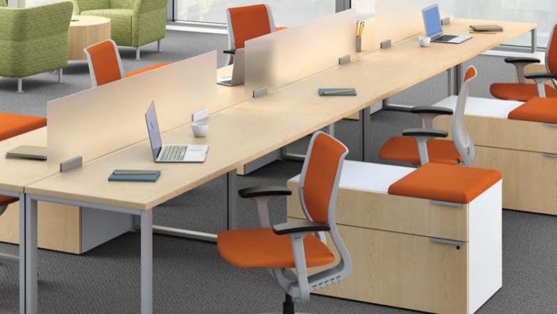 Vách ngăn bàn bằng kính PTVNK-05